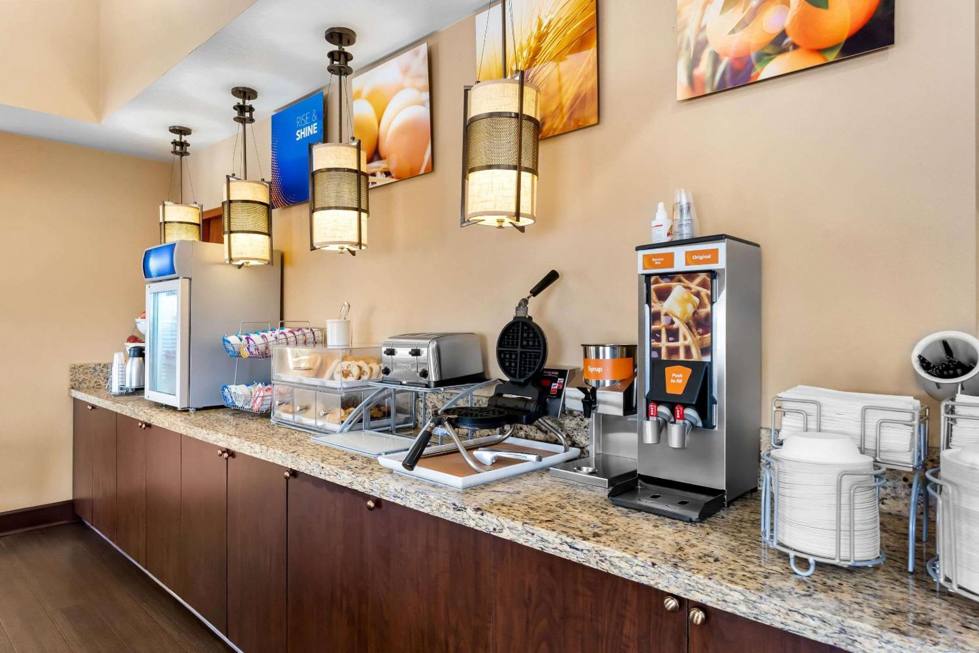 Comfort Suites Clovis Eksteriør billede
